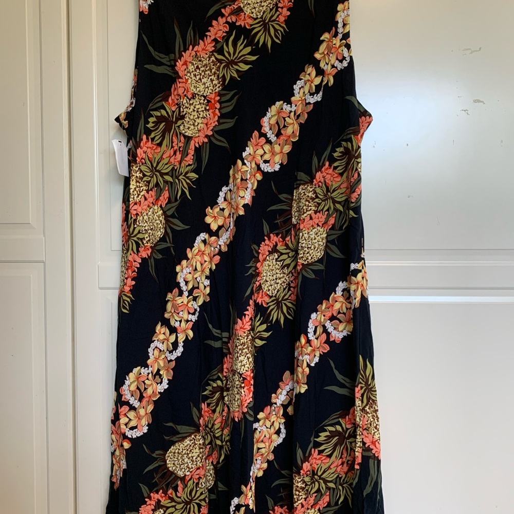 Hilo Hattie Hawaii Sleeveless Sun Dress Hawaiian Black Floral Rayon Women 4XL - Picture 5 of 11